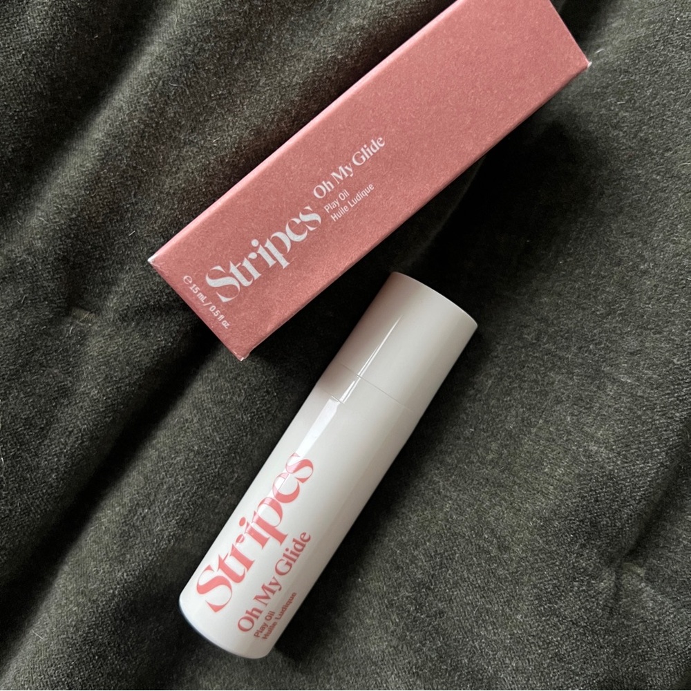 Stripes Oh My Glide play body oil clean skincare travel size